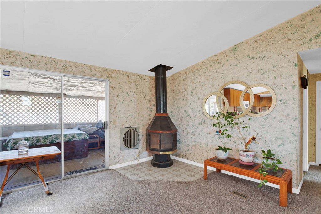 22933 National Trails