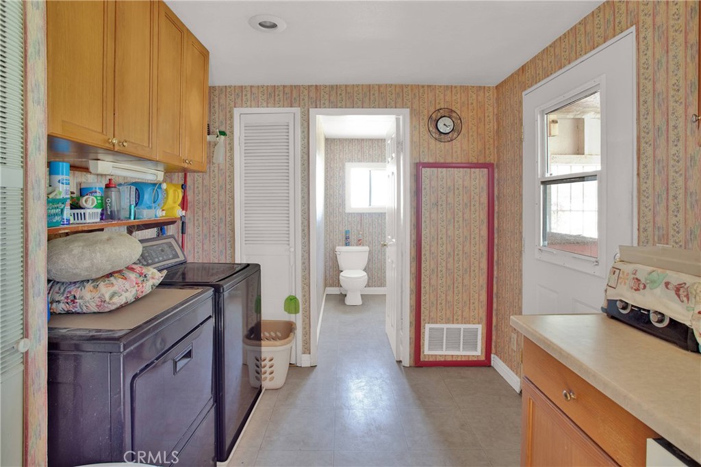 22933 National Trails