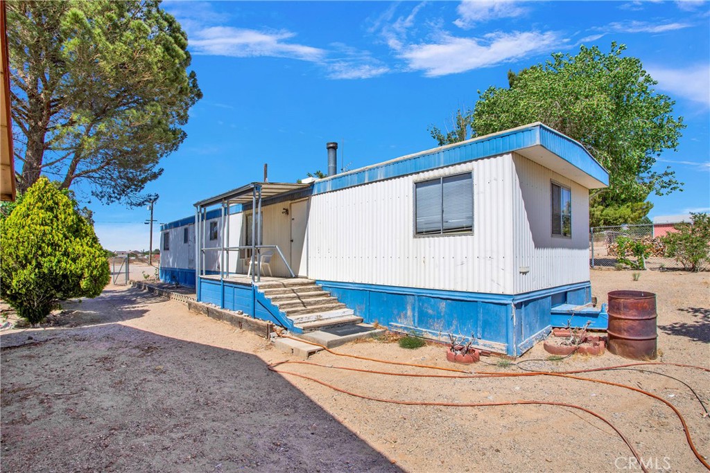 22933 National Trails