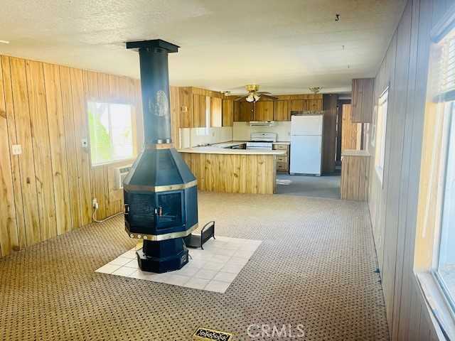 22933 National Trails