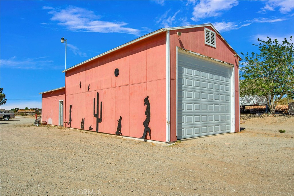 22933 National Trails