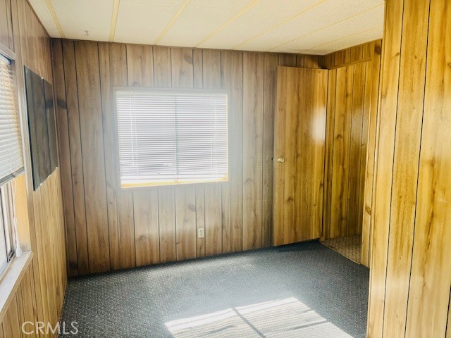 22933 National Trails