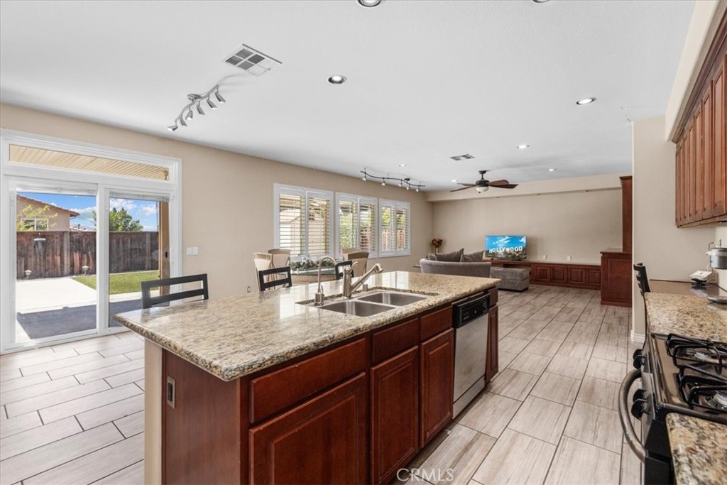 27109 Woodglen Lane