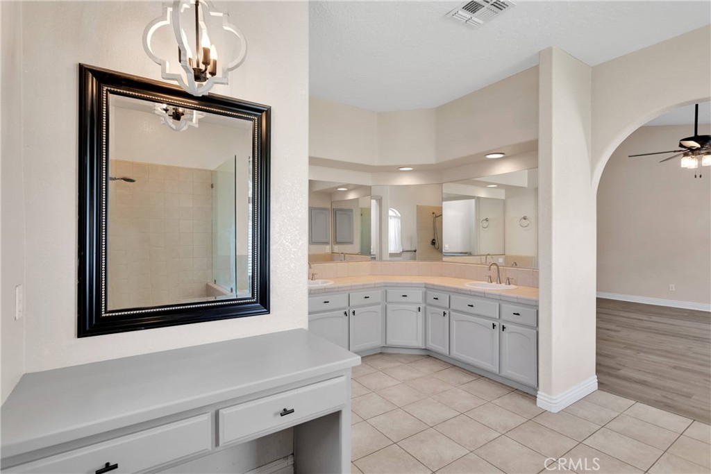 6786 Middleton Avenue