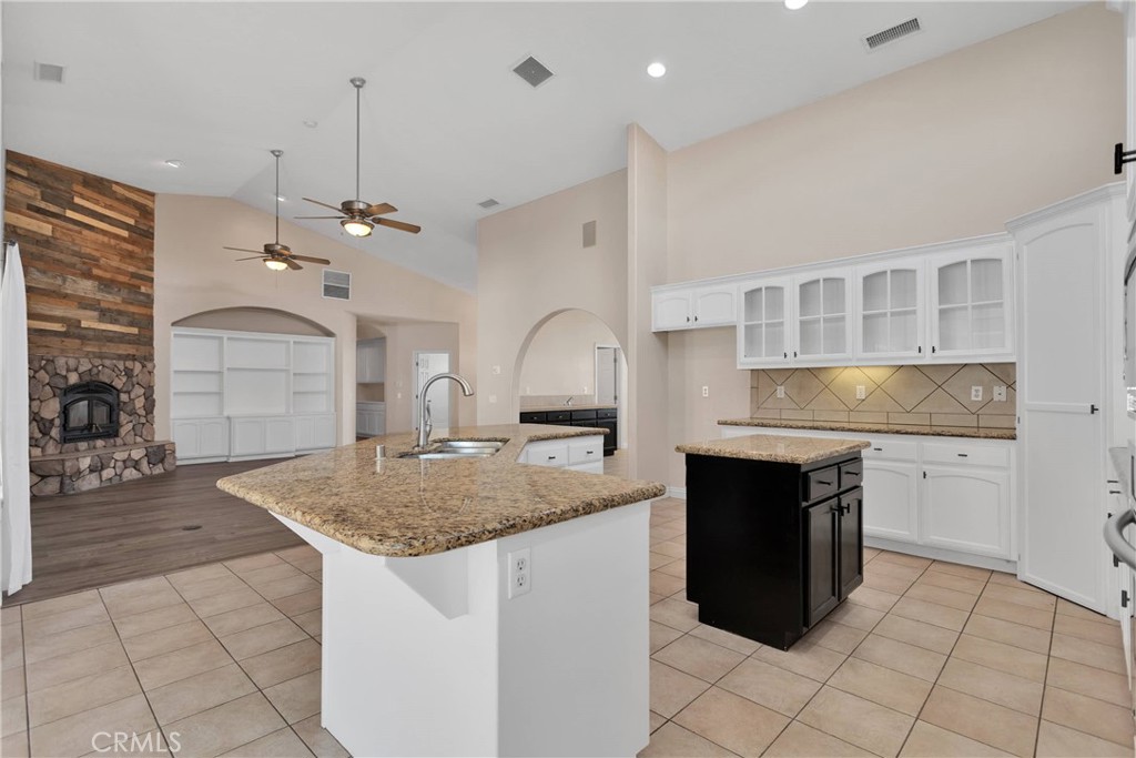 6786 Middleton Avenue