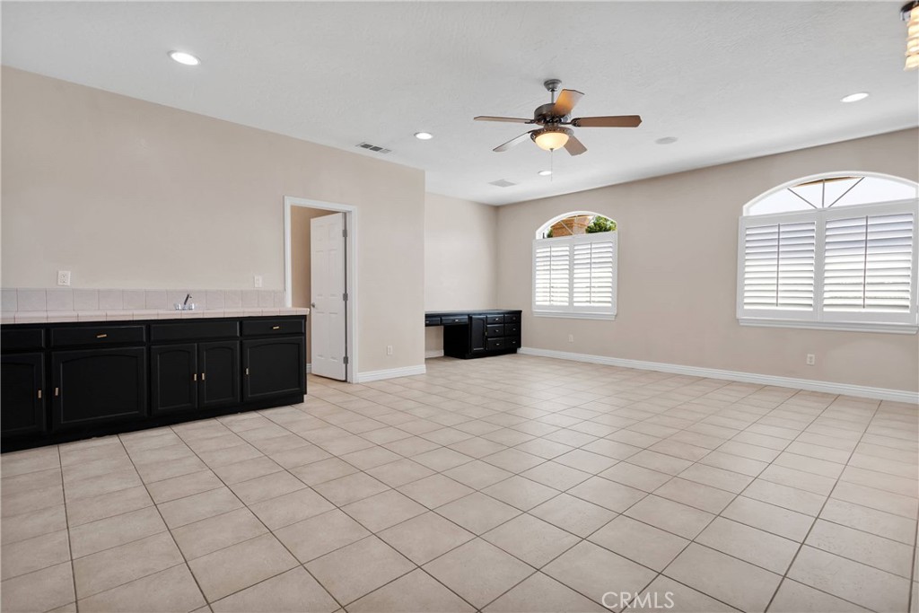 6786 Middleton Avenue