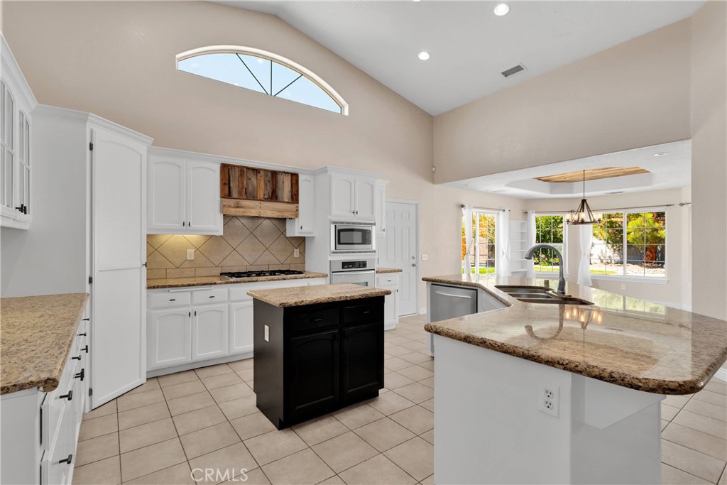 6786 Middleton Avenue