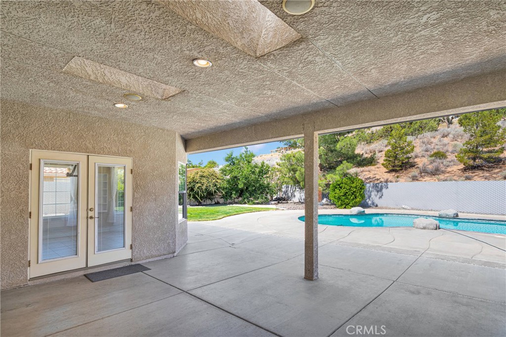 6786 Middleton Avenue