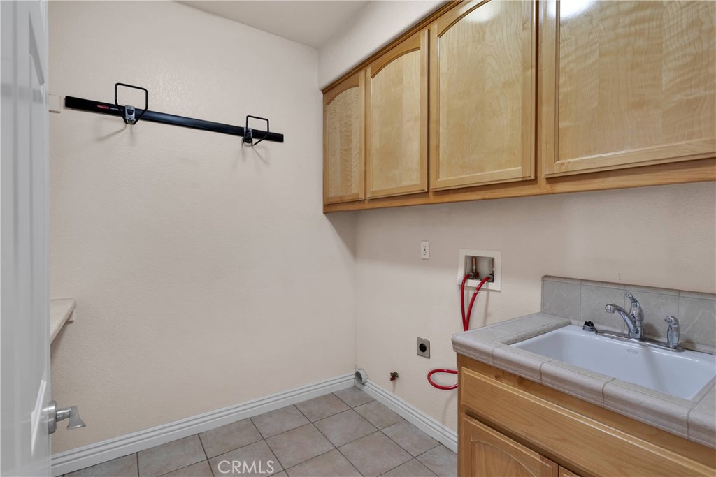 6786 Middleton Avenue