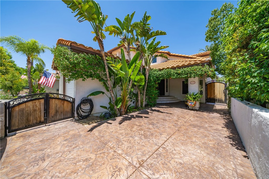 2981 Pembroke Circle