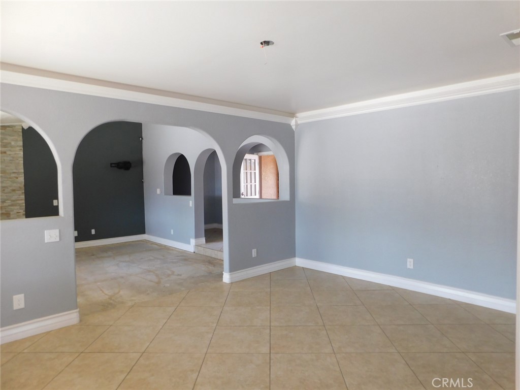 10883 Milpas Drive
