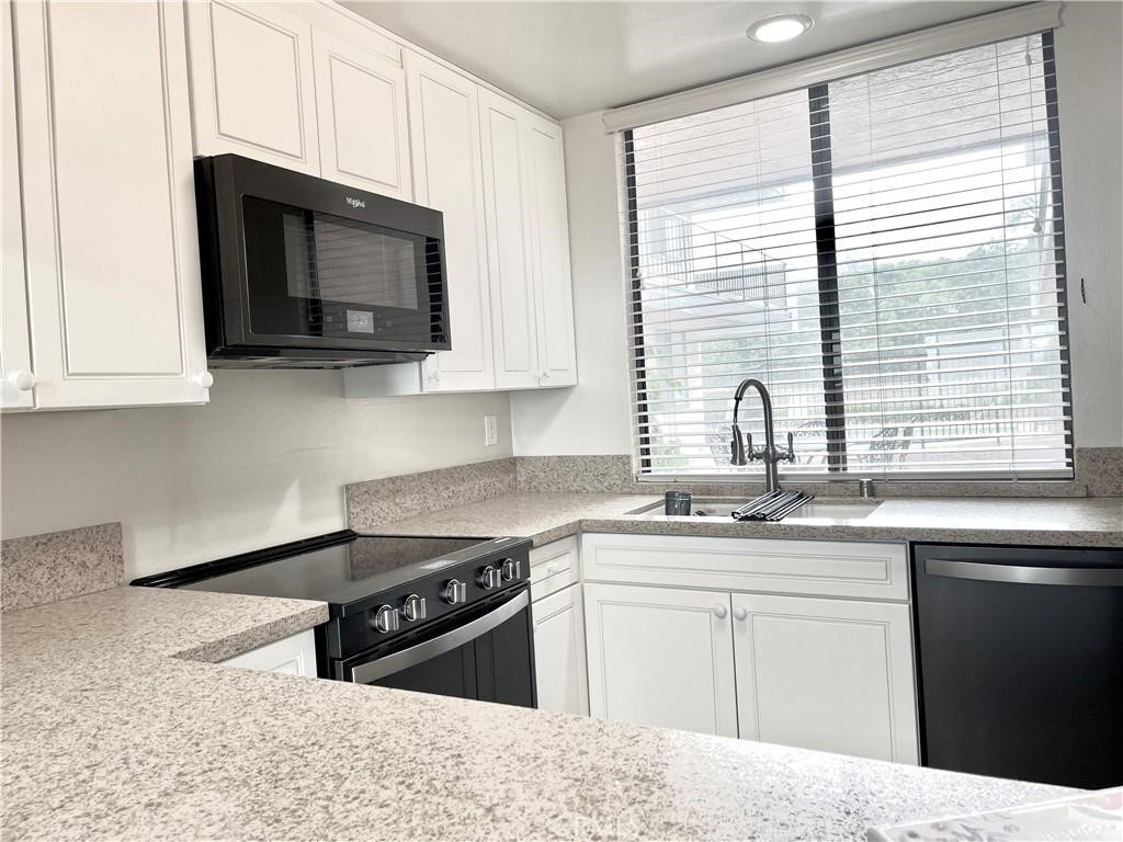 5959 Peacock Ridge Road 2