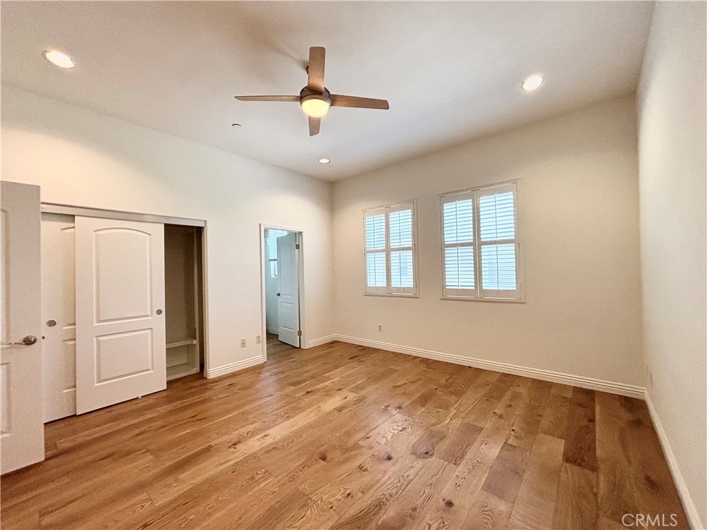 441 N Los Robles Avenue 16