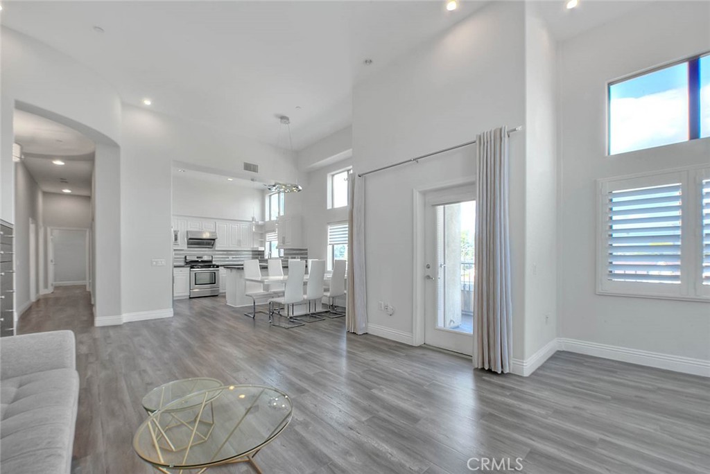 600 N Atlantic Boulevard 209