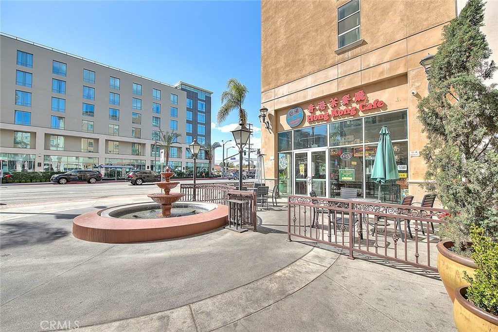 600 N Atlantic Boulevard 209