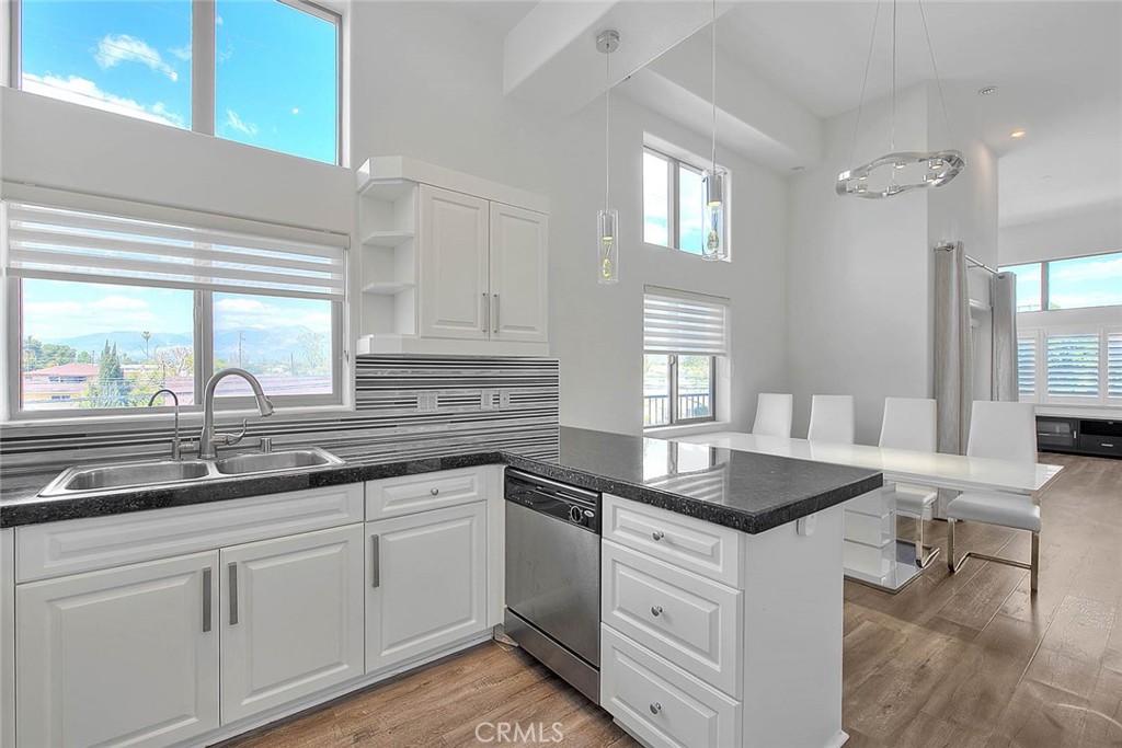 600 N Atlantic Boulevard 209