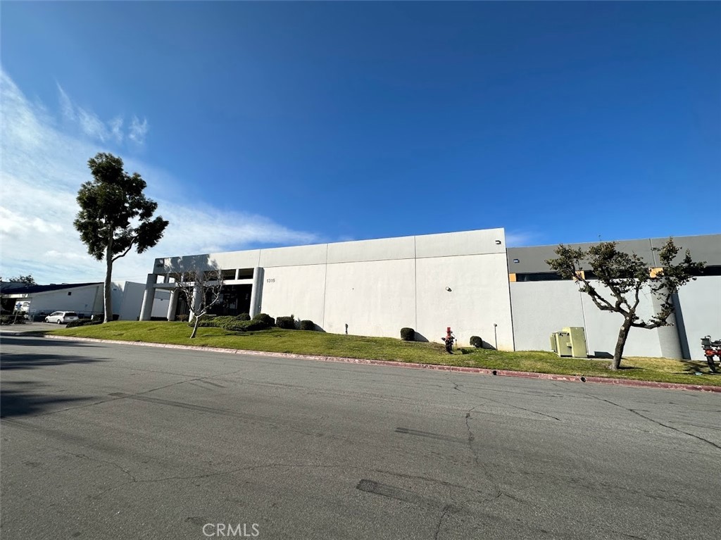 1315 S Johnson Drive