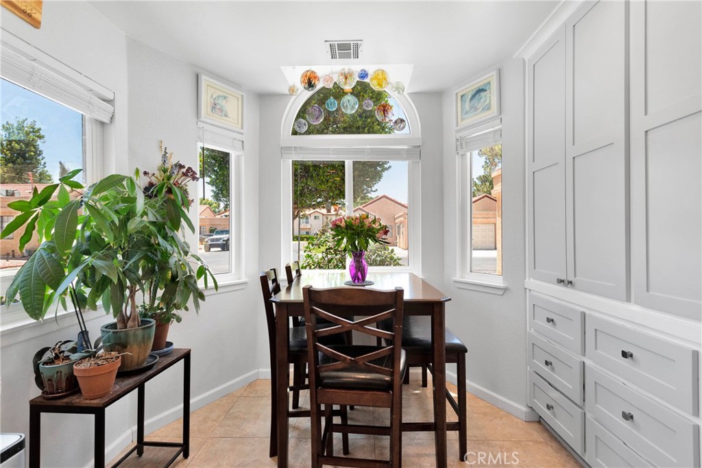 11635 Locust Lane