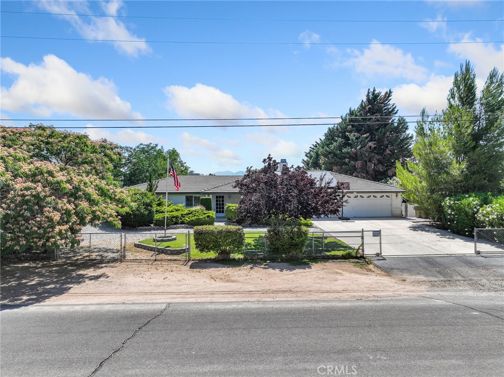 7556 Glider Avenue
