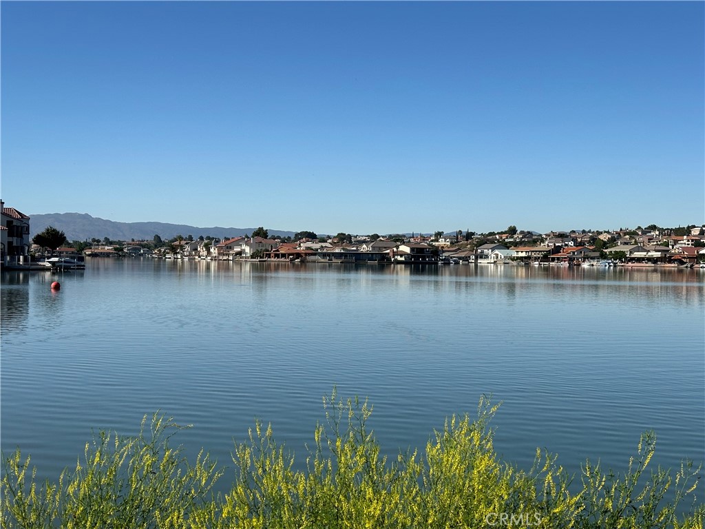 18055 Lakeview Drive