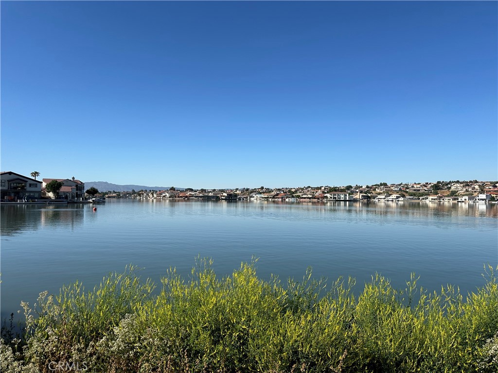 18055 Lakeview Drive