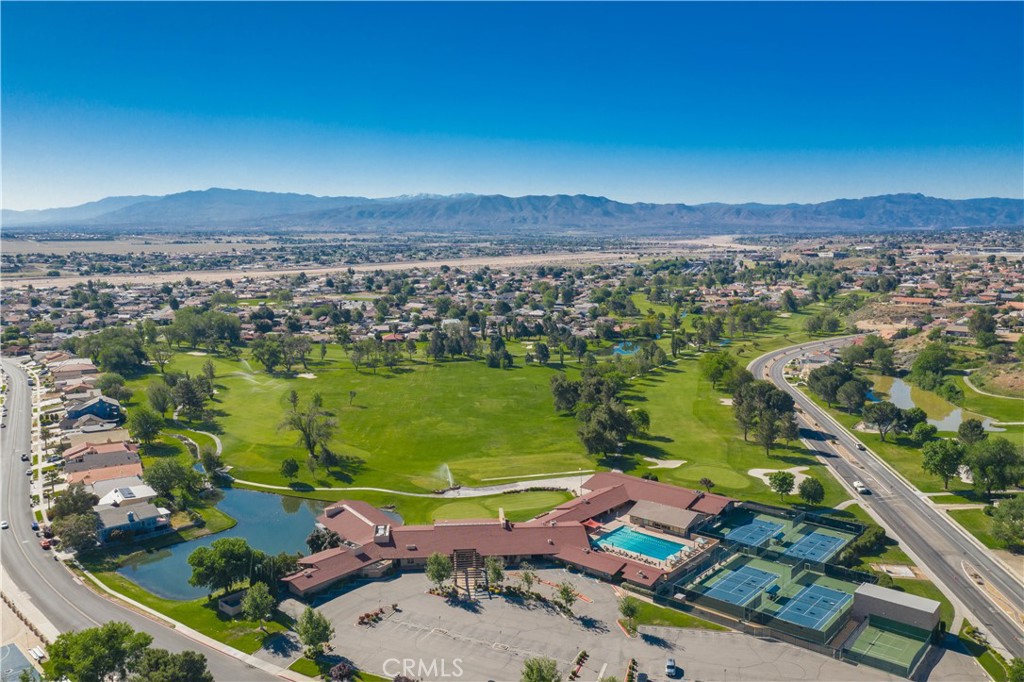 18055 Lakeview Drive