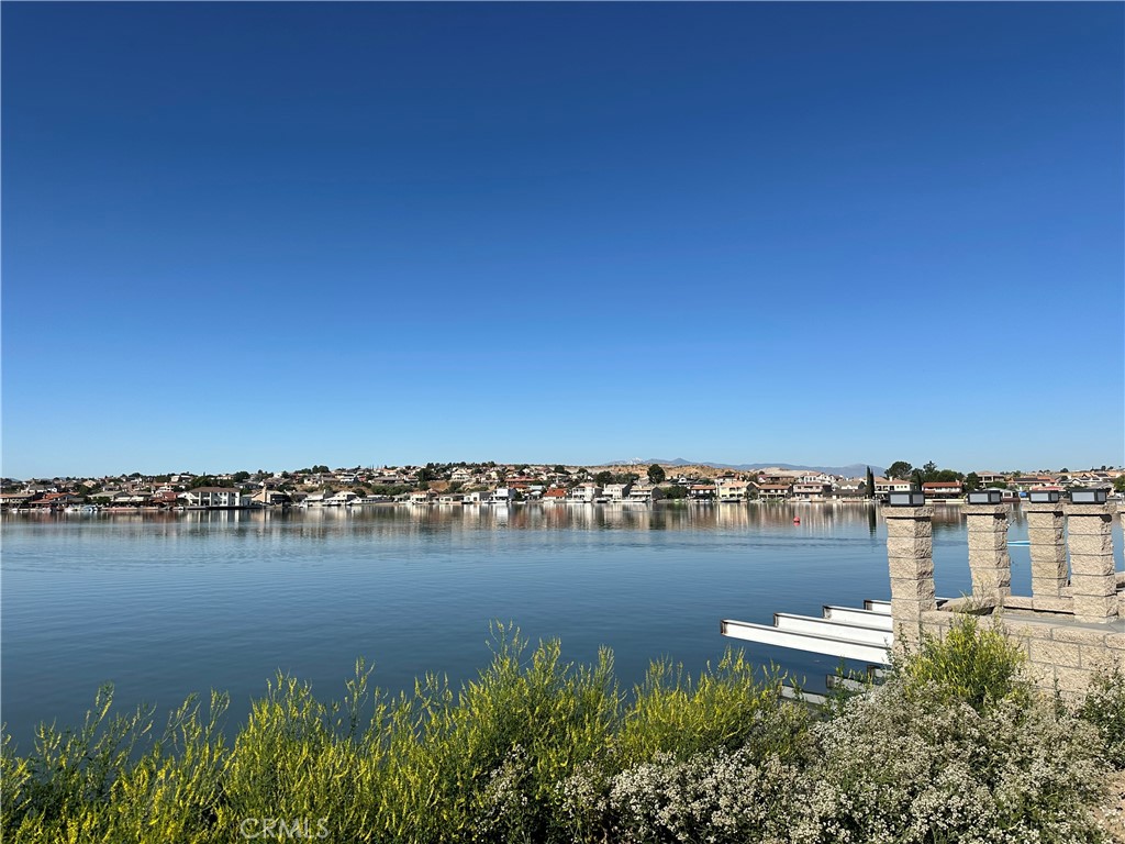 18055 Lakeview Drive