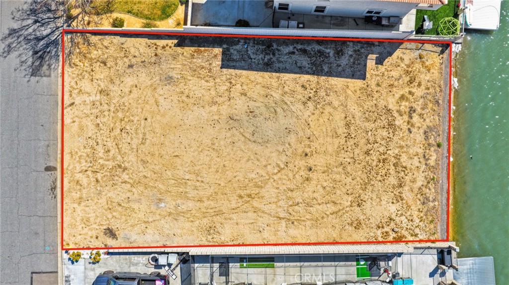 18055 Lakeview Drive