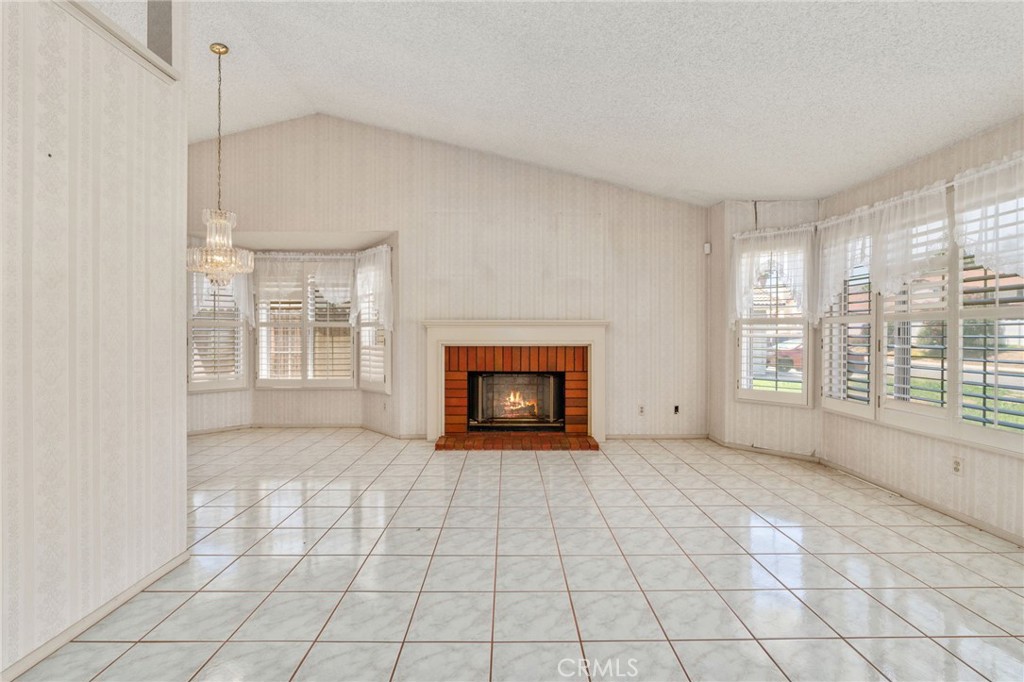22533 Kinross Lane