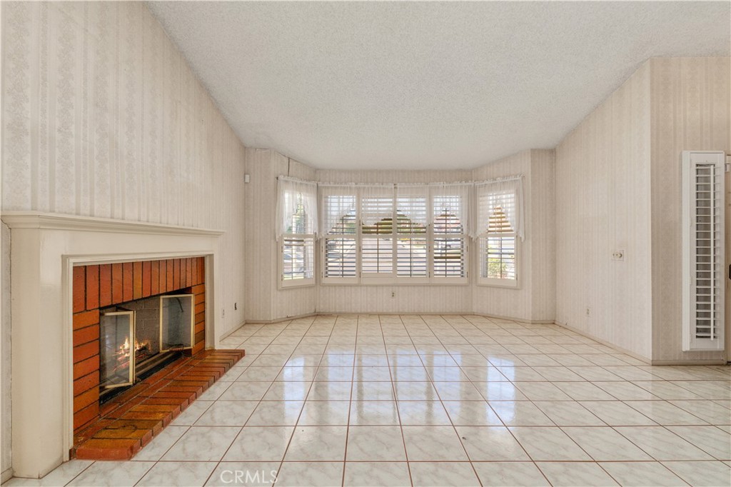 22533 Kinross Lane