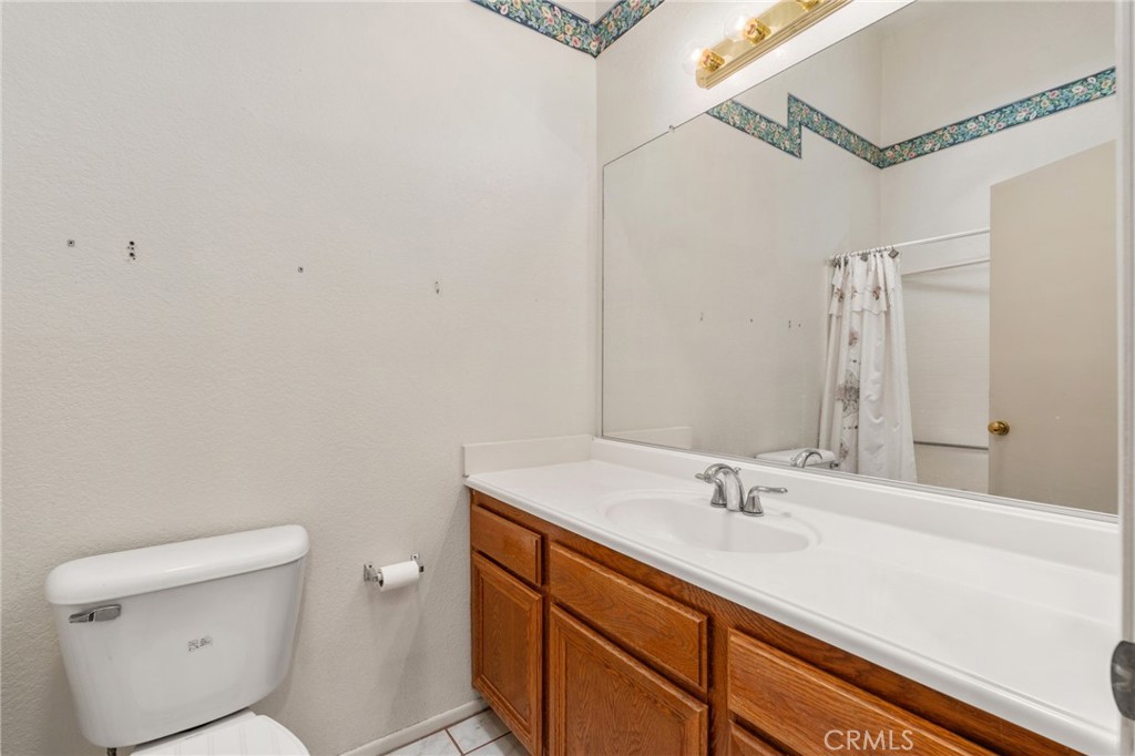 22533 Kinross Lane