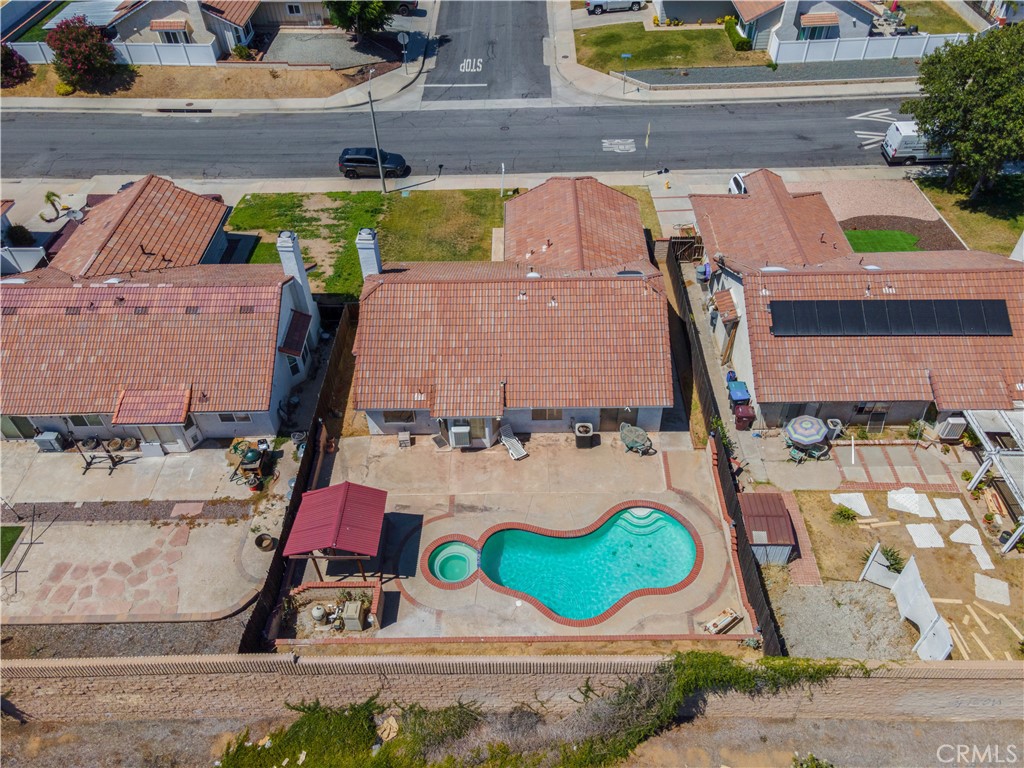 22533 Kinross Lane