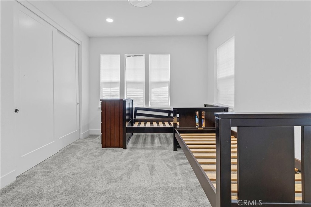 211 Creekside Court