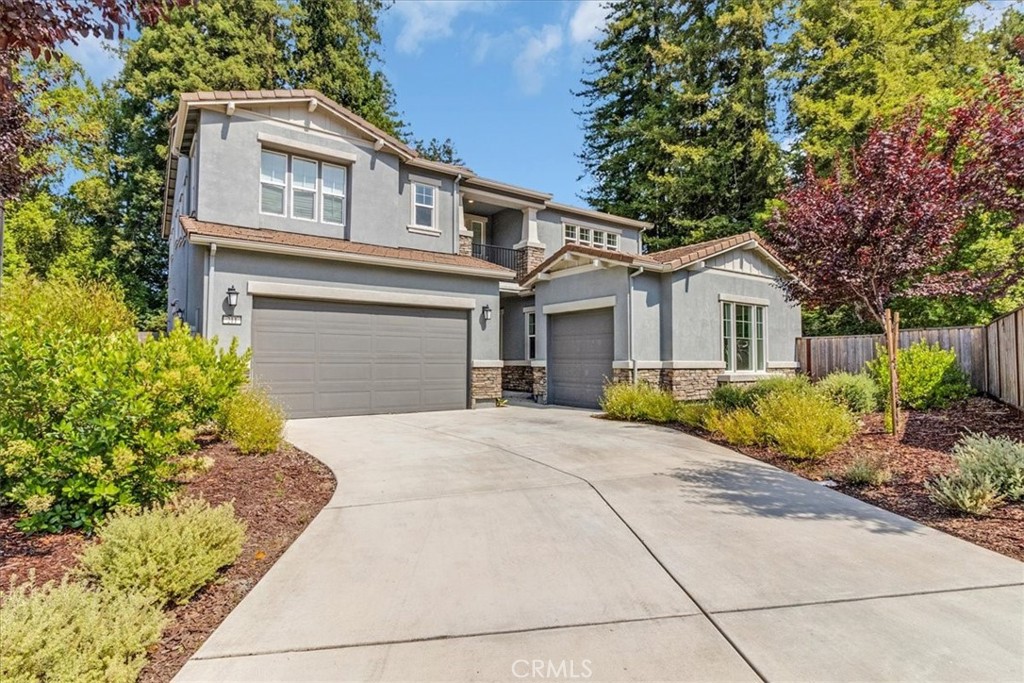 211 Creekside Court