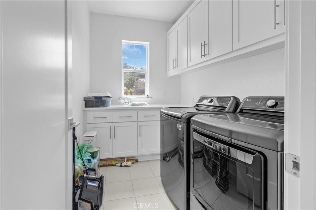 211 Creekside Court