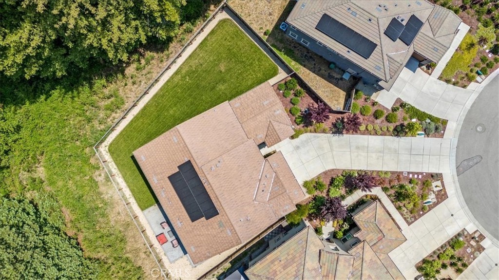 211 Creekside Court