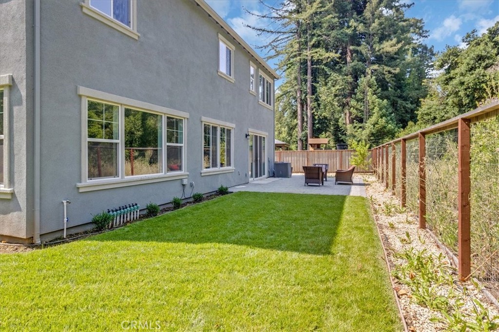 211 Creekside Court