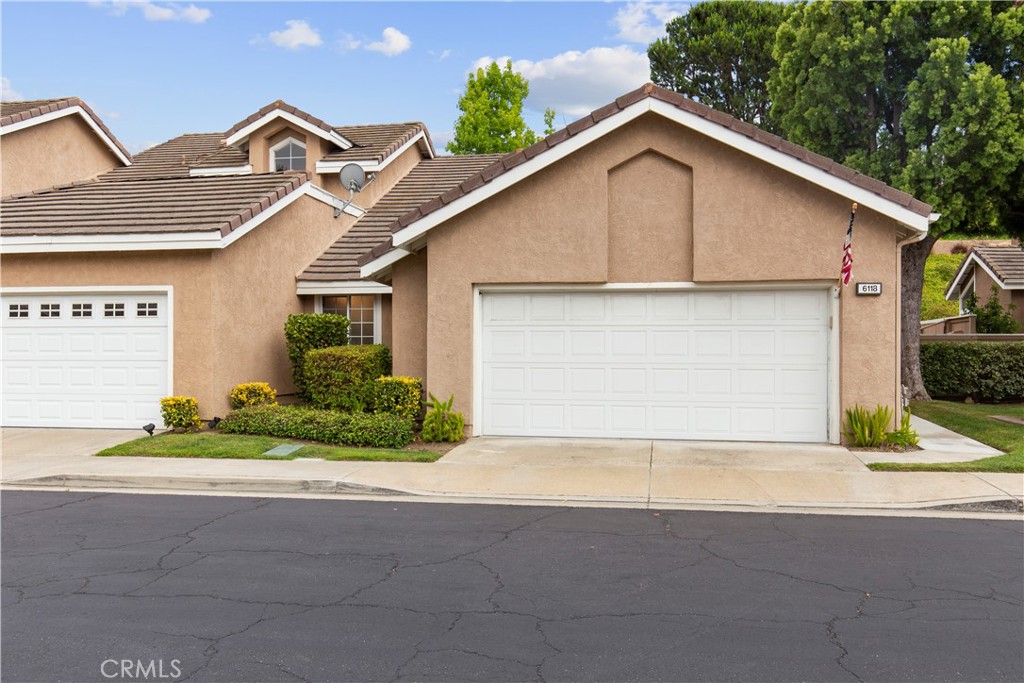 6118 E Garnet Circle