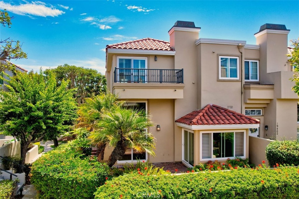 19406 Merion Circle