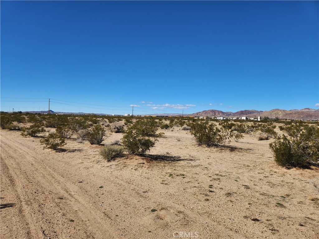 0 APN 0537-221-19-0000