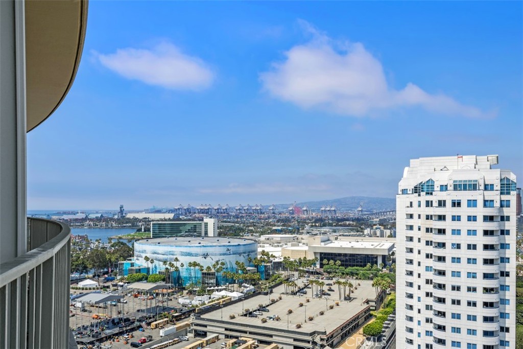 700 E Ocean Boulevard 2602