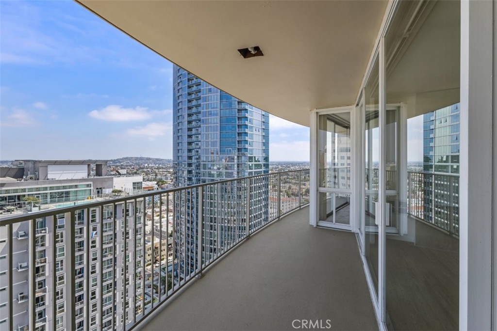 700 E Ocean Boulevard 2602