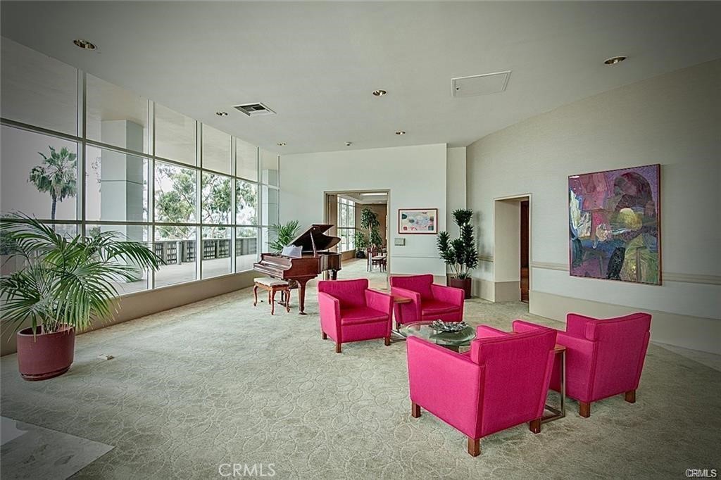 700 E Ocean Boulevard 2602