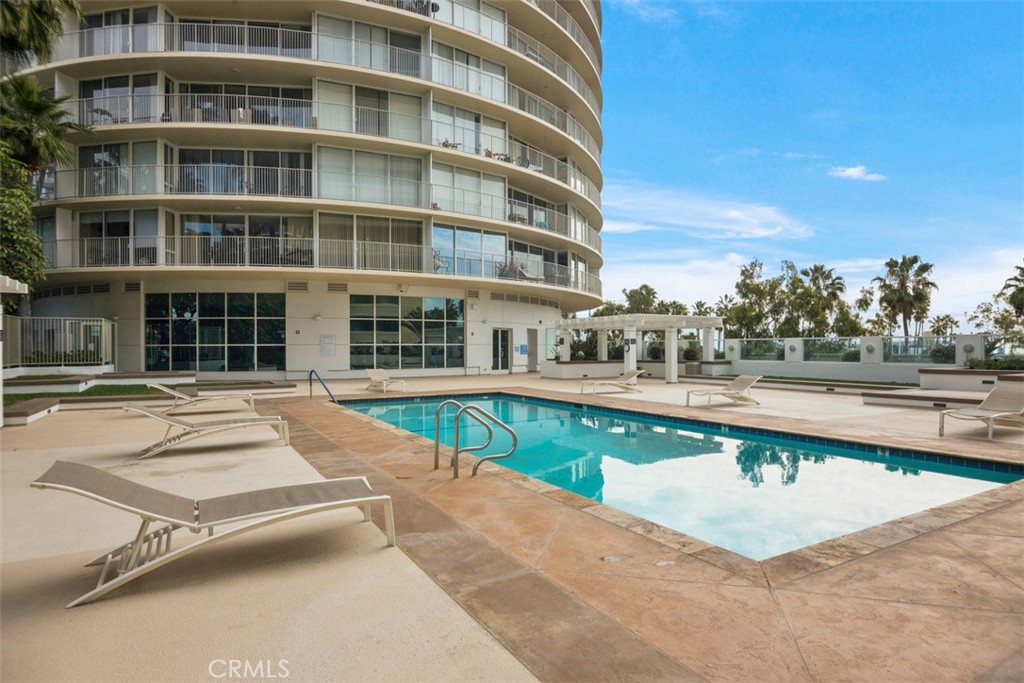 700 E Ocean Boulevard 2602