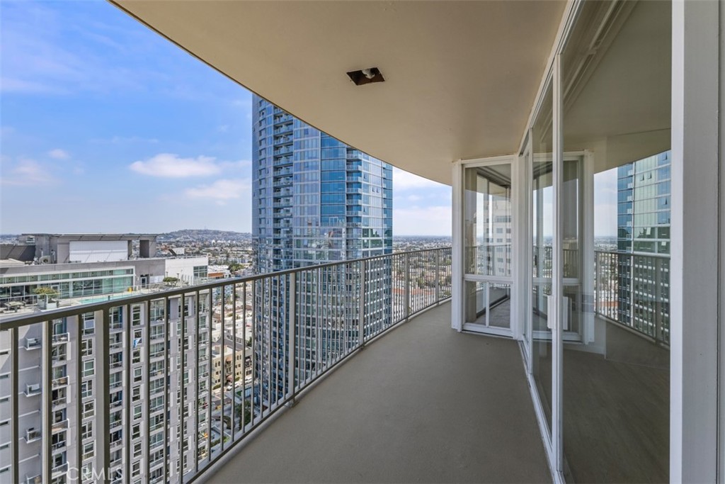 700 E Ocean Boulevard 2602