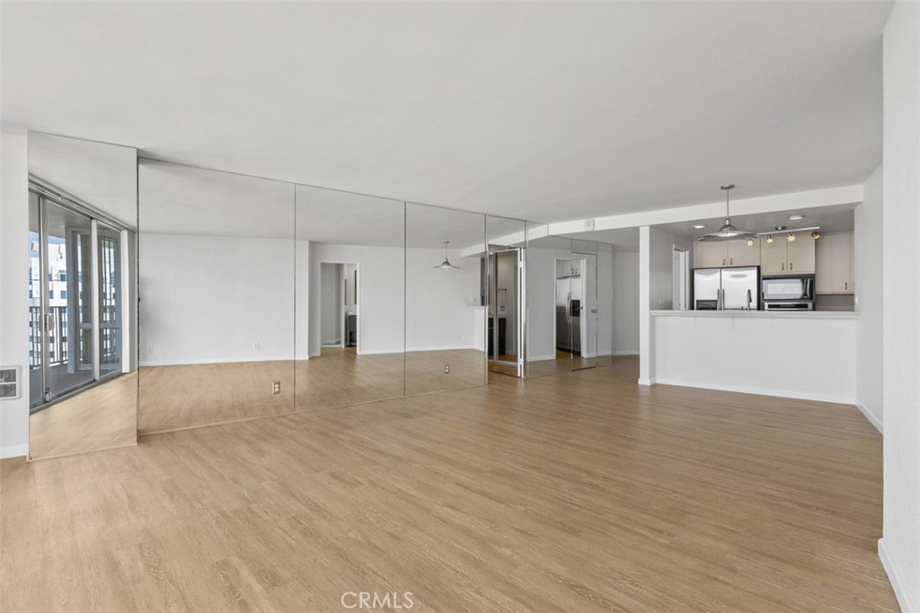 700 E Ocean Boulevard 2602
