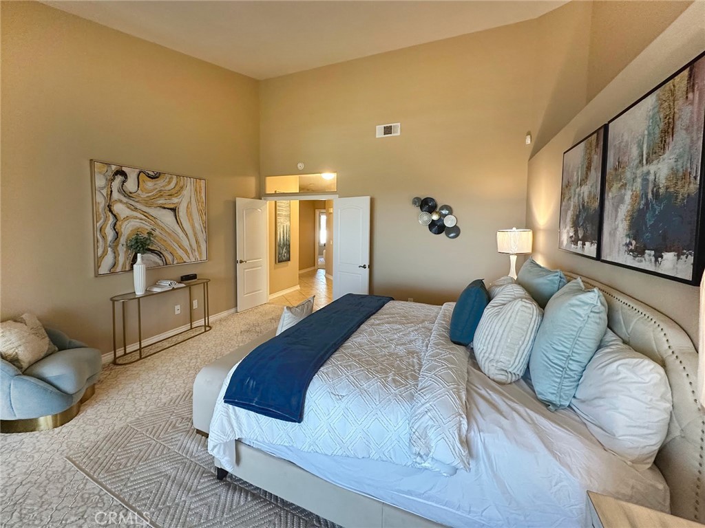 21630 Dunrobin Way