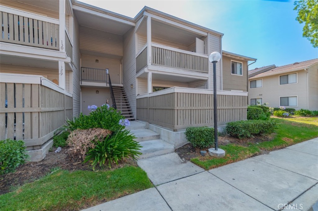 1309 W Mission Boulevard 127