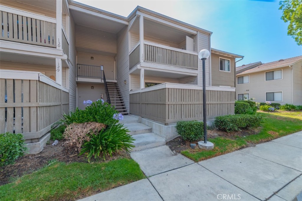 1309 W Mission Boulevard 127