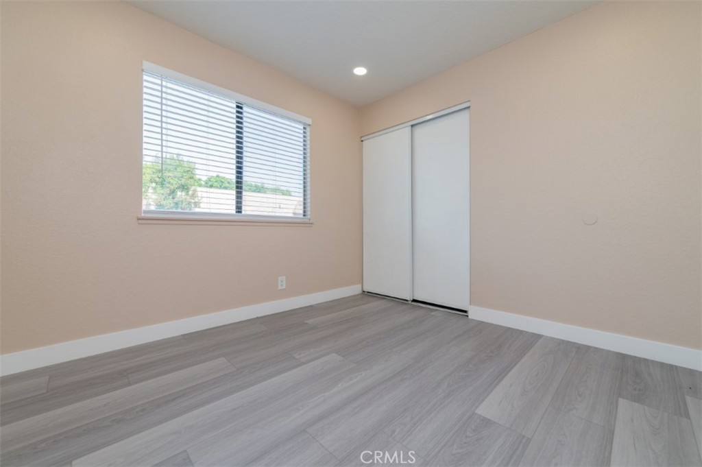 1309 W Mission Boulevard 127